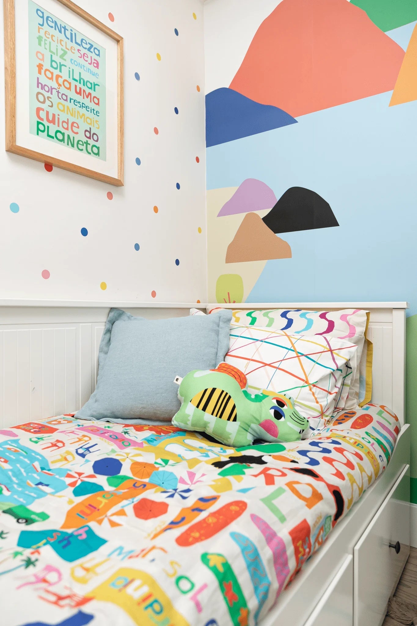 Wall Sticker - Mini Soft Colored Confetti - MOOUI Barcelona