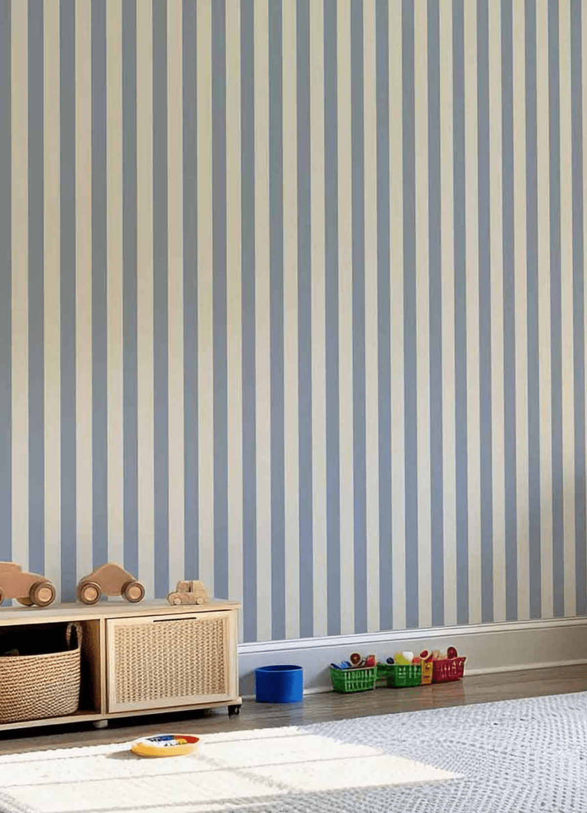 Wallpaper - Wide Blue Sea Stripes - MOOUI BRASIL SL
