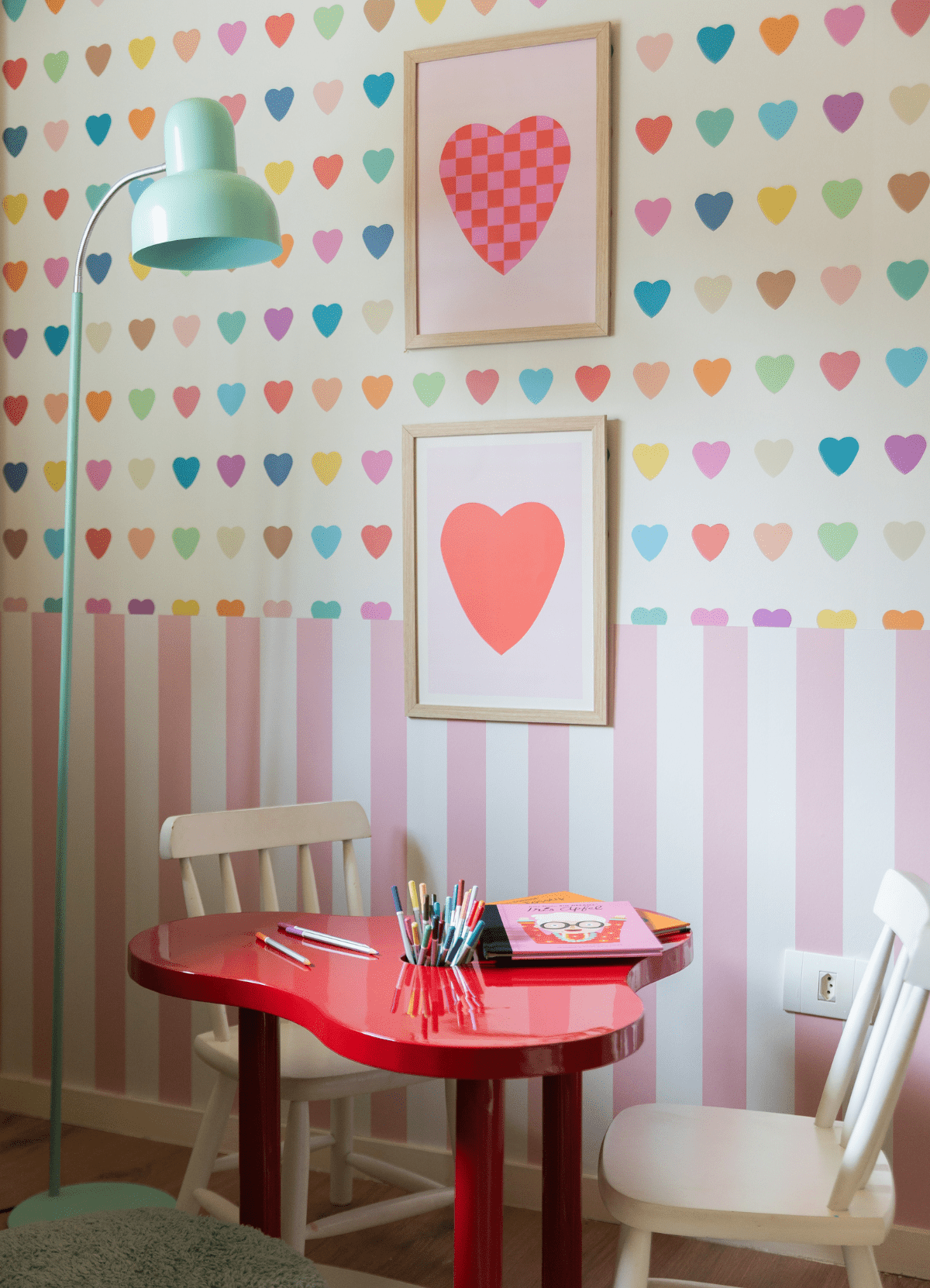 Wallpaper - Wide Cotton Candy Stripes - MOOUI BRASIL SL