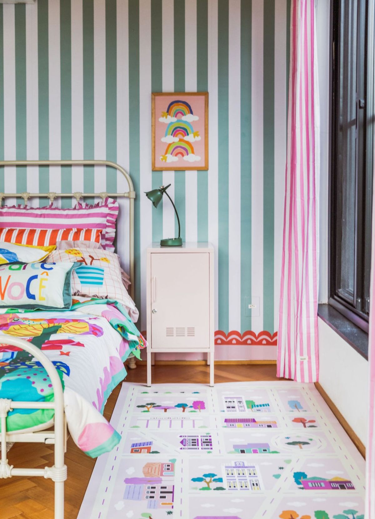 Wallpaper - Wide Meadow Stripes - MOOUI BRASIL SL