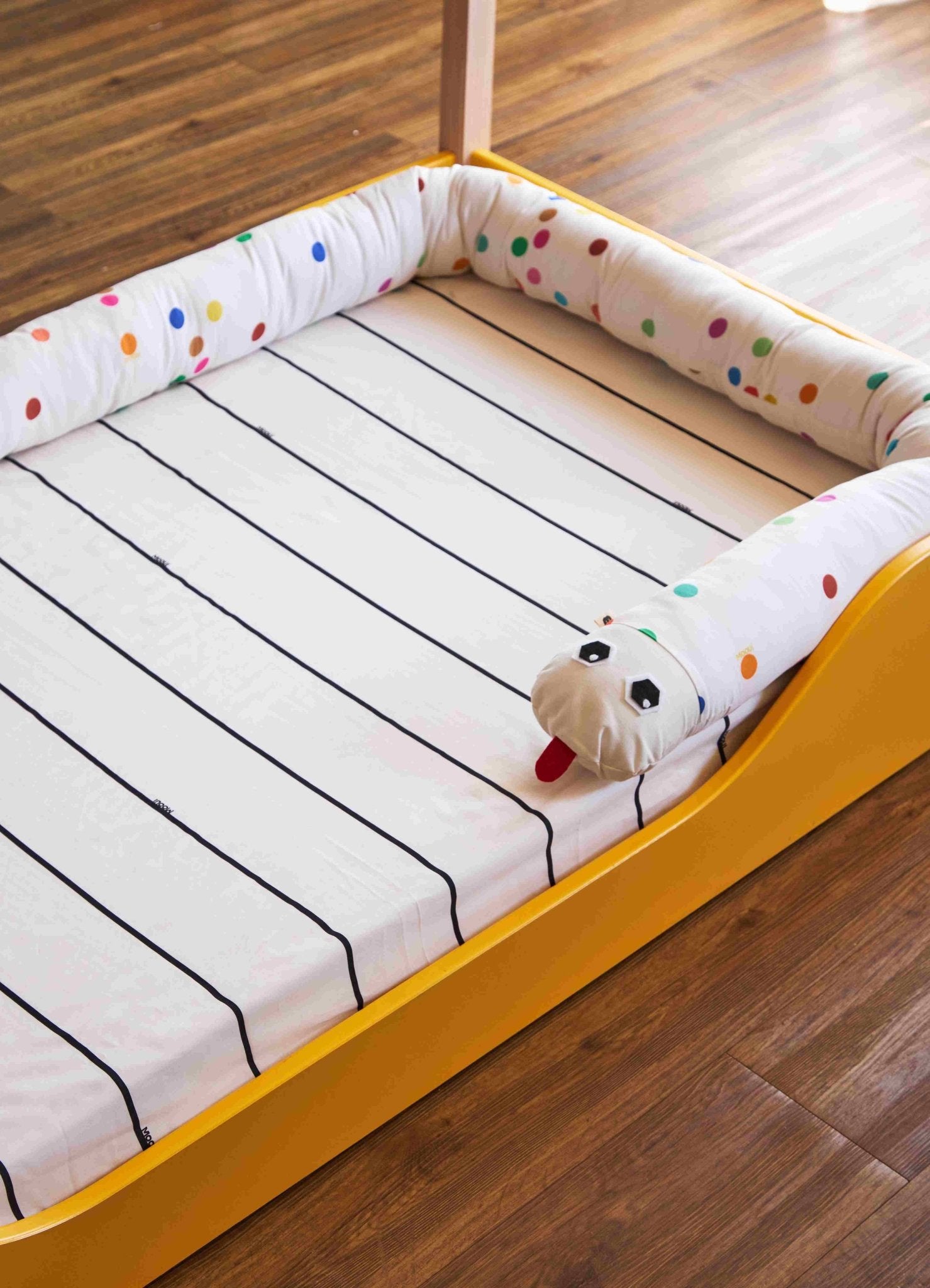 Bedbumper Cover - Twirling Bubbles - MOOUI Barcelona