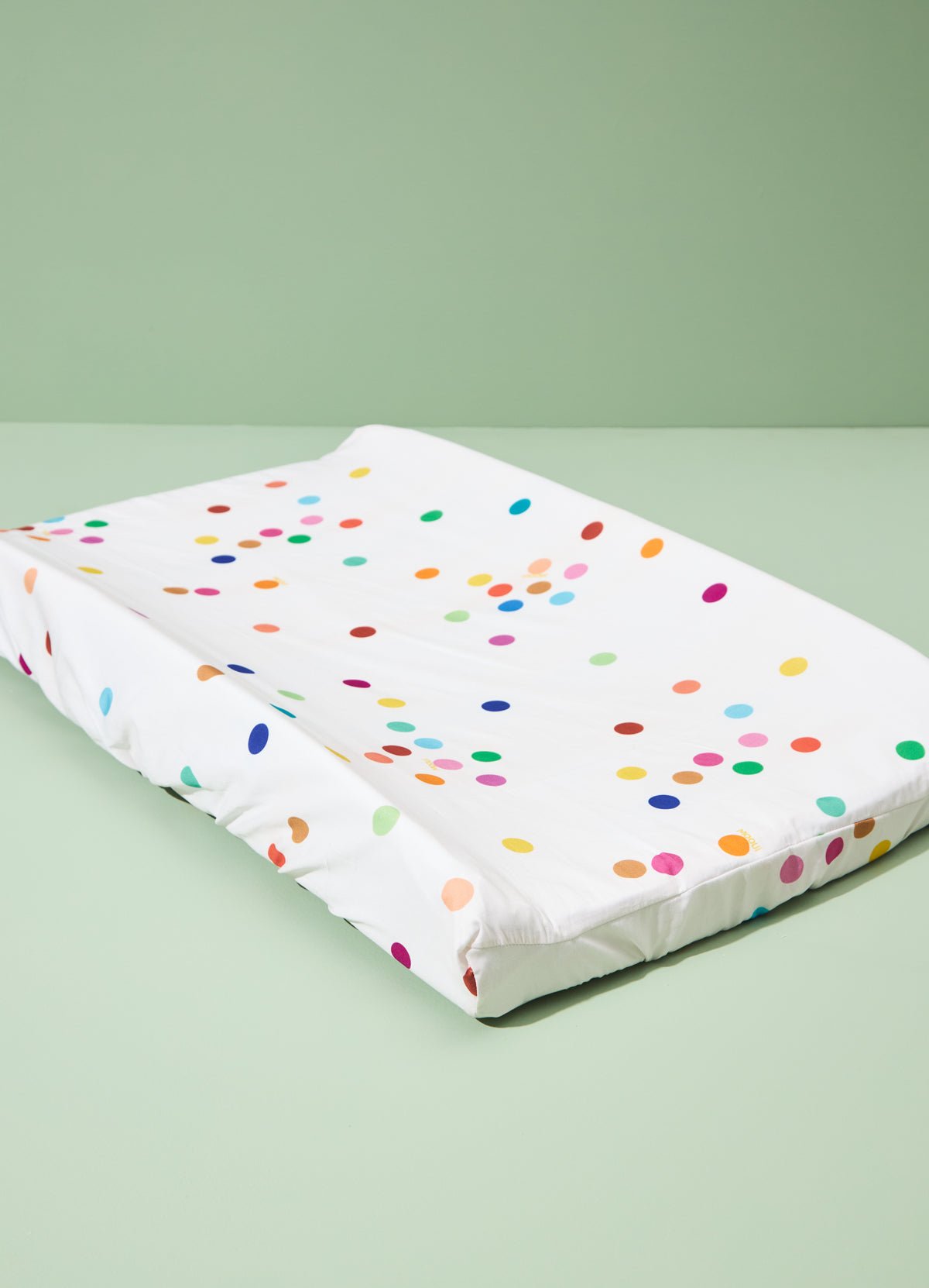 Changing Mat Cover - Twirling Bubbles - MOOUI Barcelona