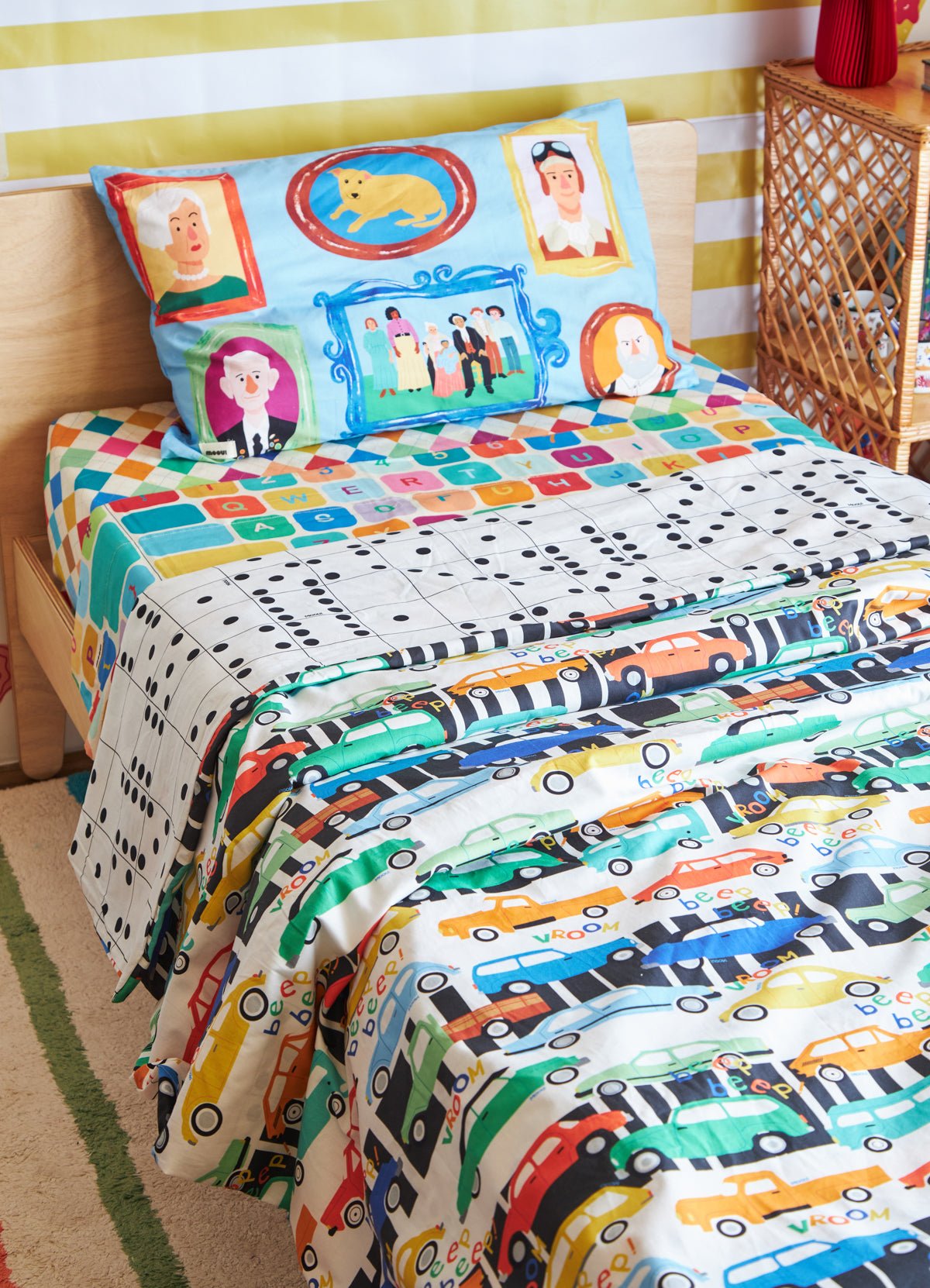 Complete Bed Set - Grandpa's Cars - MOOUI Barcelona