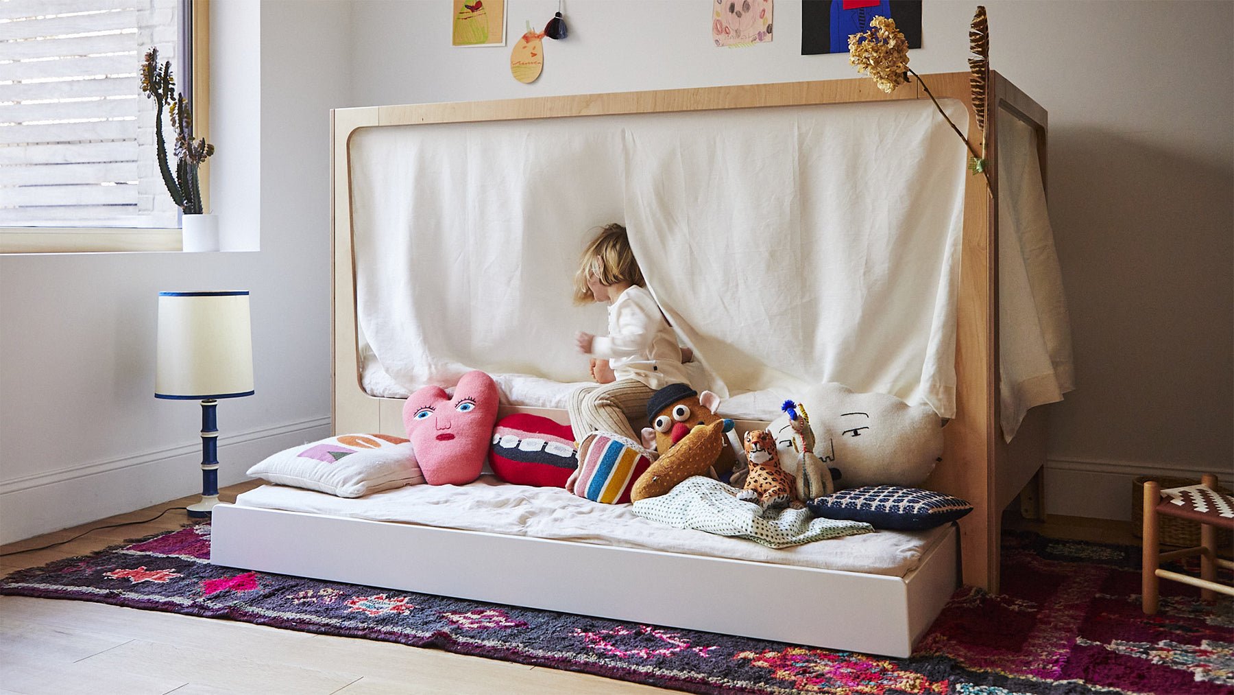 Oeuf Perch Nest Bed - MOOUI Barcelona