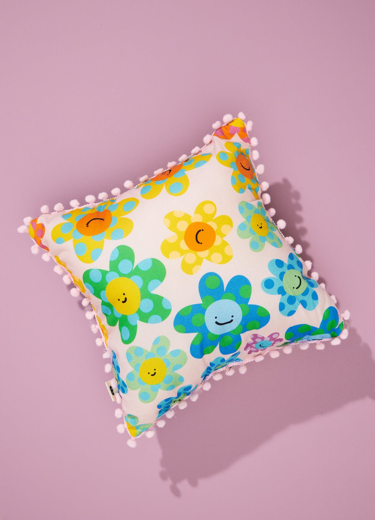 Pompom Cushion - MOOUI Barcelona