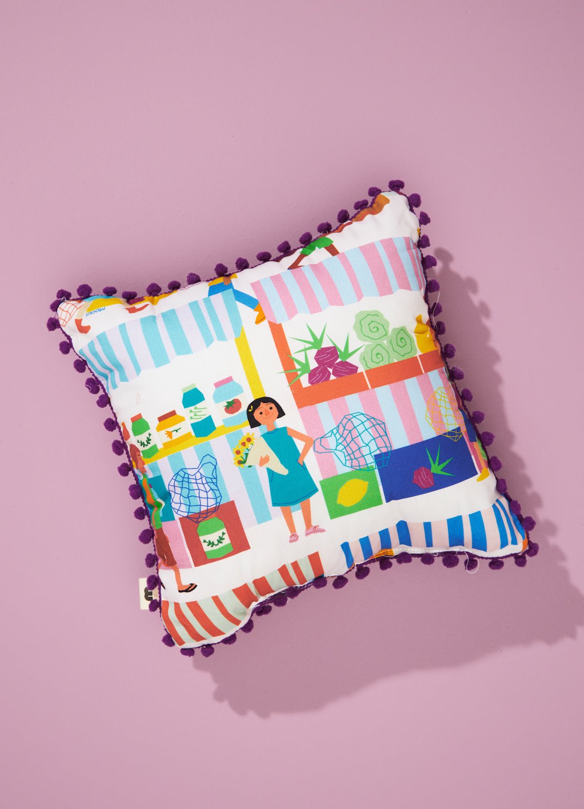 Pompom Cushion - MOOUI Barcelona