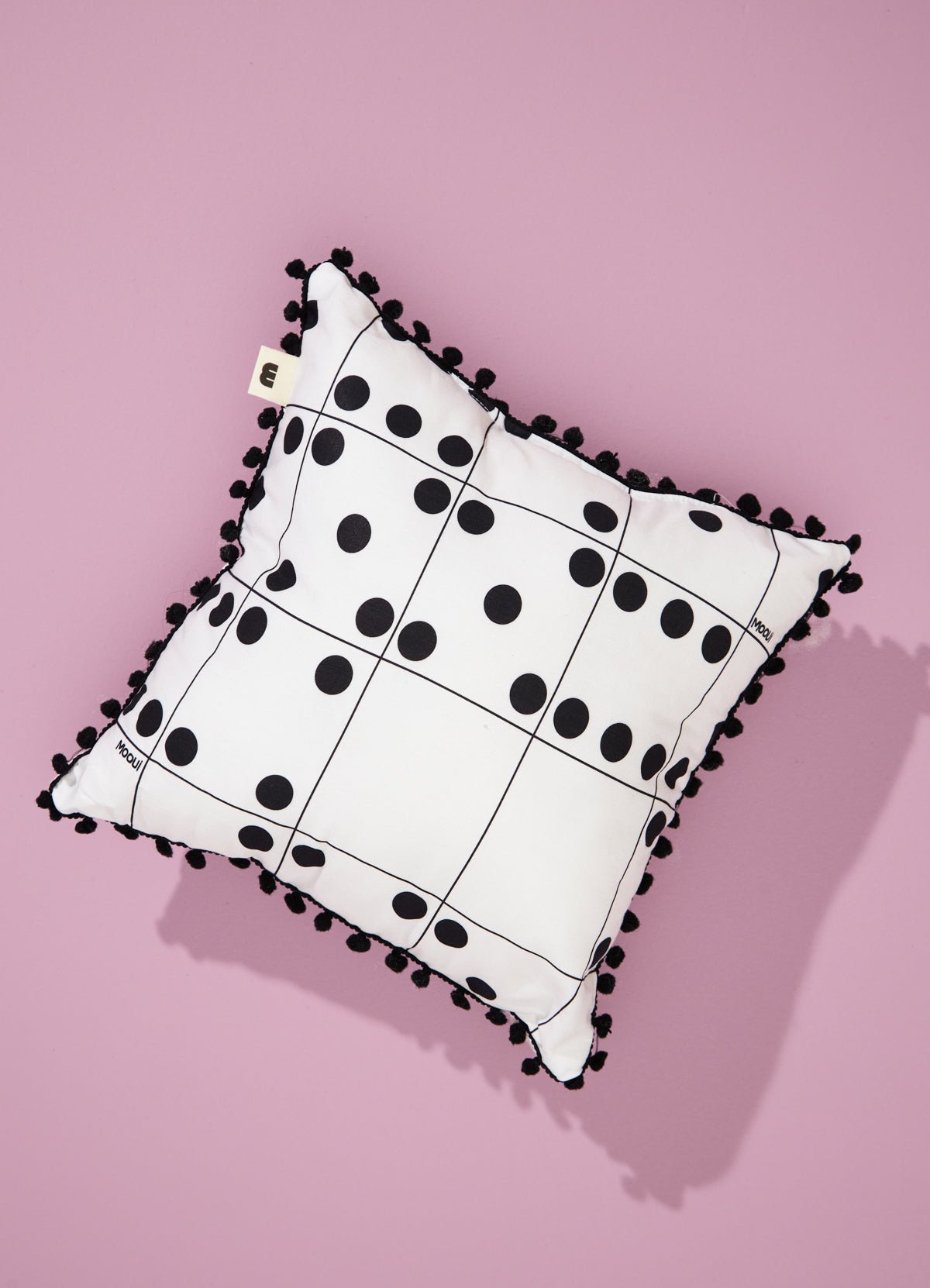 Pompom Cushion - MOOUI Barcelona