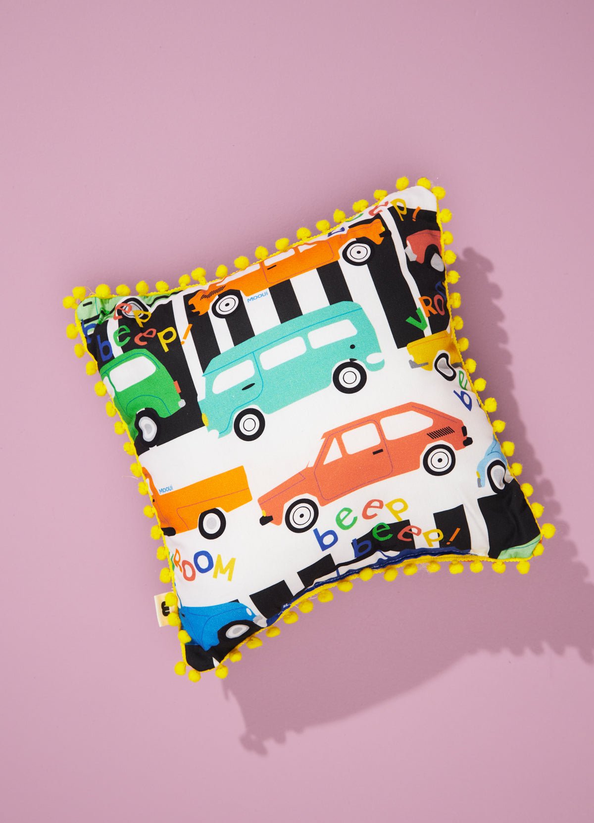 Pompom Cushion - MOOUI Barcelona