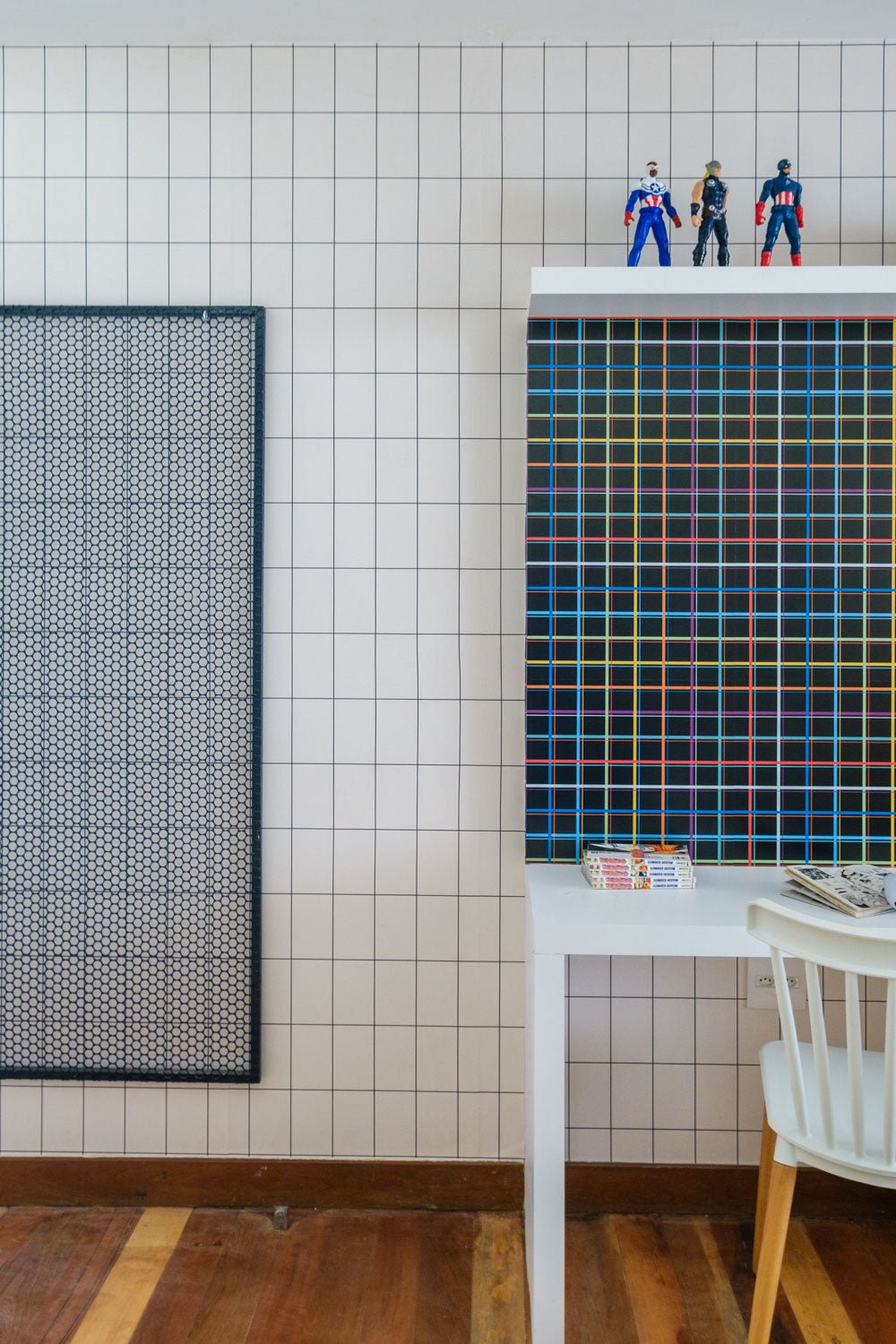 Wallpaper - Black Straight Grid - MOOUI Barcelona