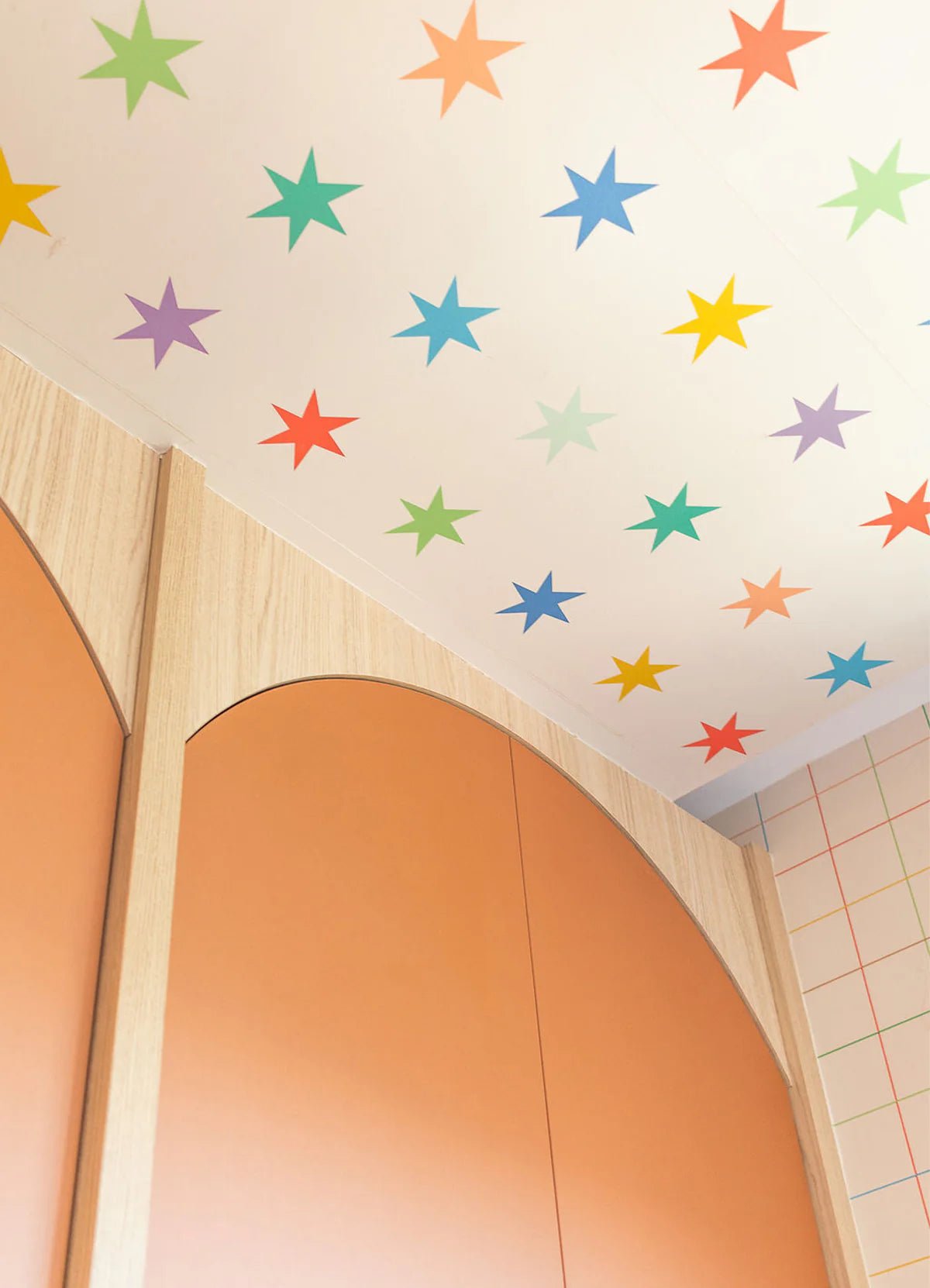 Wallpaper - Colored Star - MOOUI Barcelona